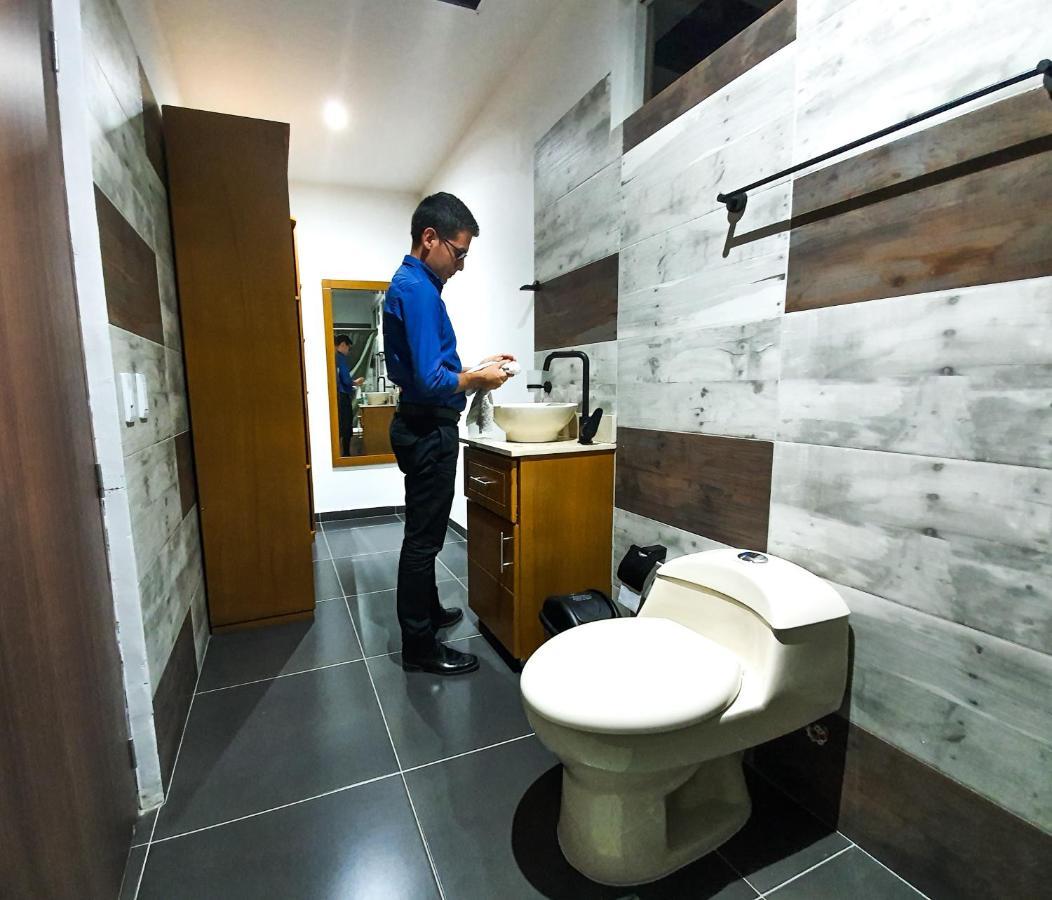 Hostal La Mercedes Street カリ エクステリア 写真